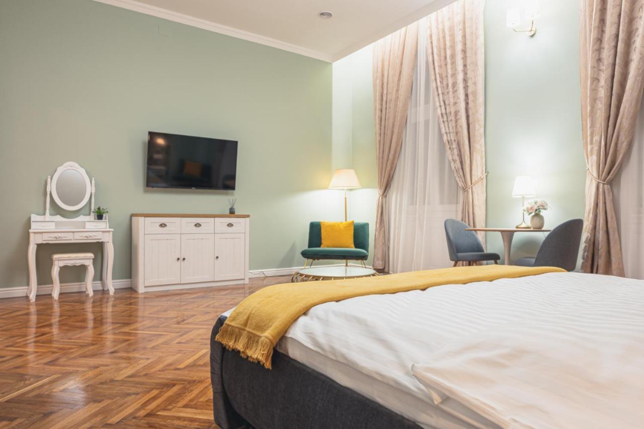 Central Park Apartments Oradea Εξωτερικό φωτογραφία
