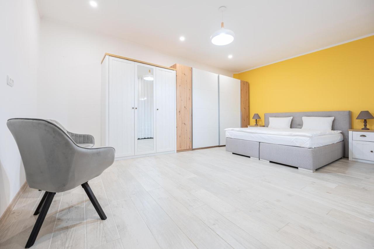 Central Park Apartments Oradea Εξωτερικό φωτογραφία